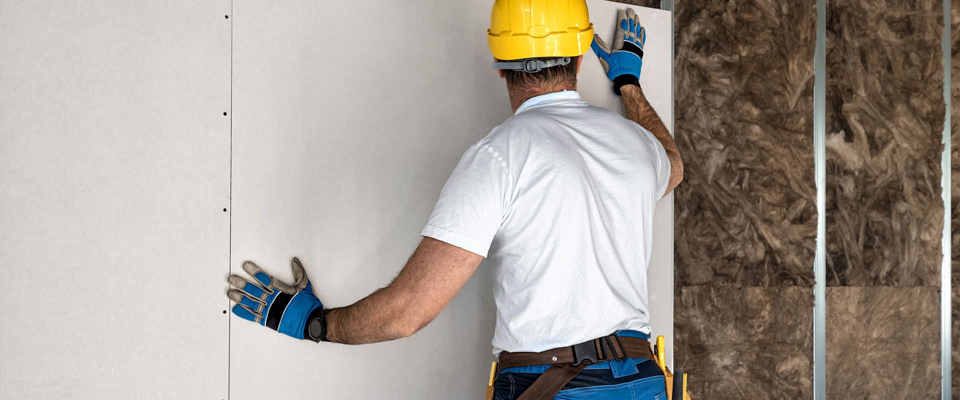 Benefícios do isolamento acústico para ambientes industriais e comerciais