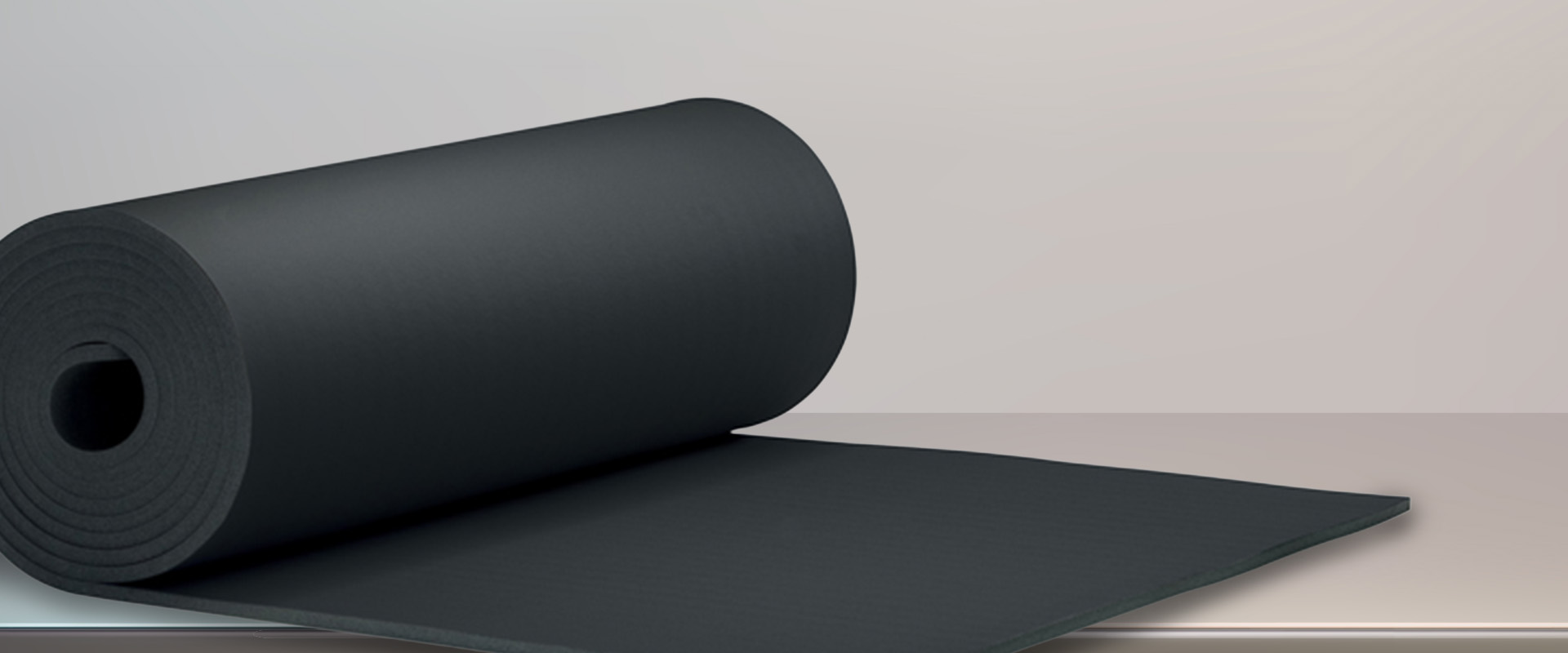 Como a espuma elastomérica melhora o conforto sonoro em ambientes corporativos 